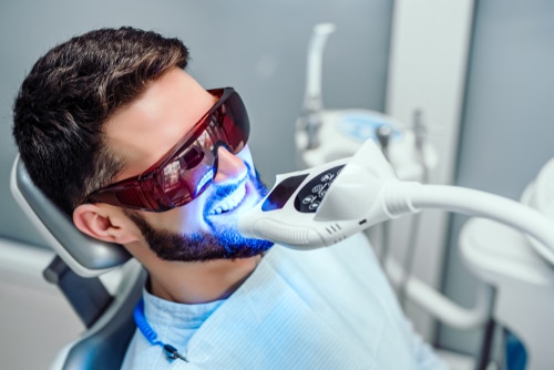 Patient having teeth whitening in Las Vegas